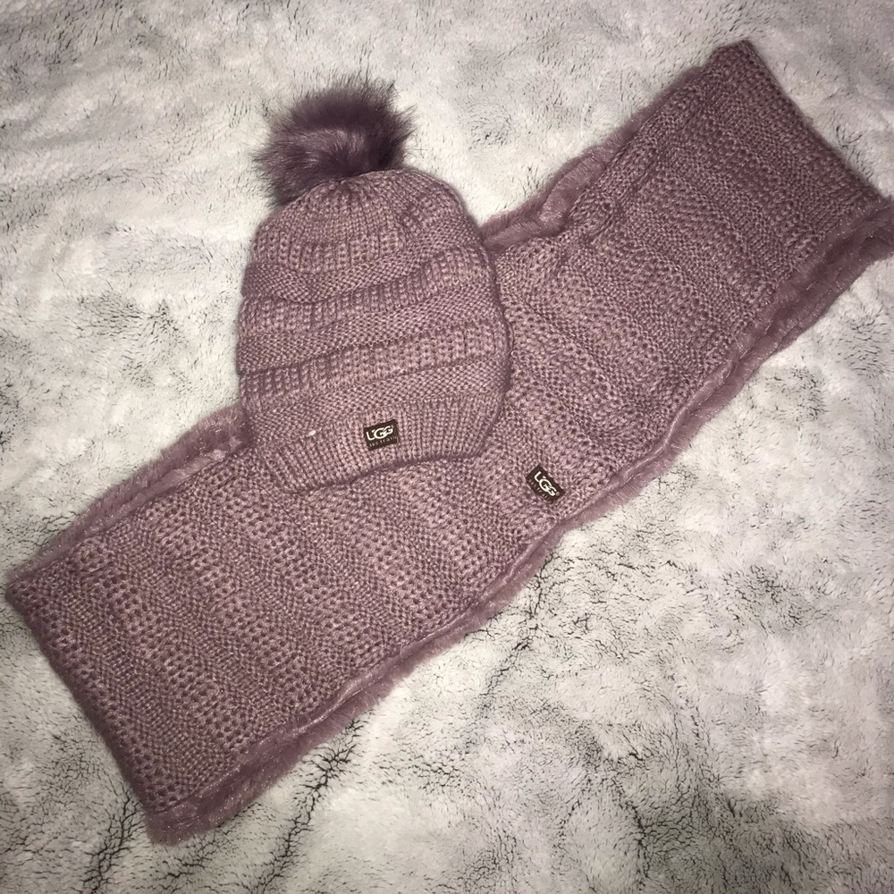 💜Brand New UGG Hat & Scarf set💜